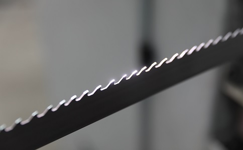 奉节双金属带锯条产生切削噪音的原因具体有哪些？